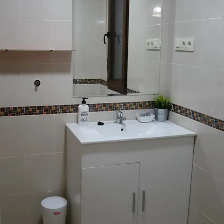 Maruja Semesterbostad