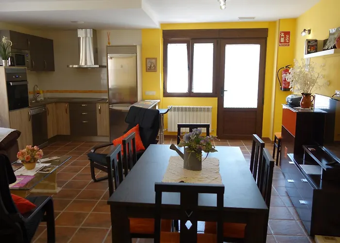 Maruja * Aldea de San Esteban